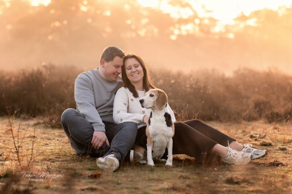 Foto tijdens het gouden uurtje van de baasjes en Nala